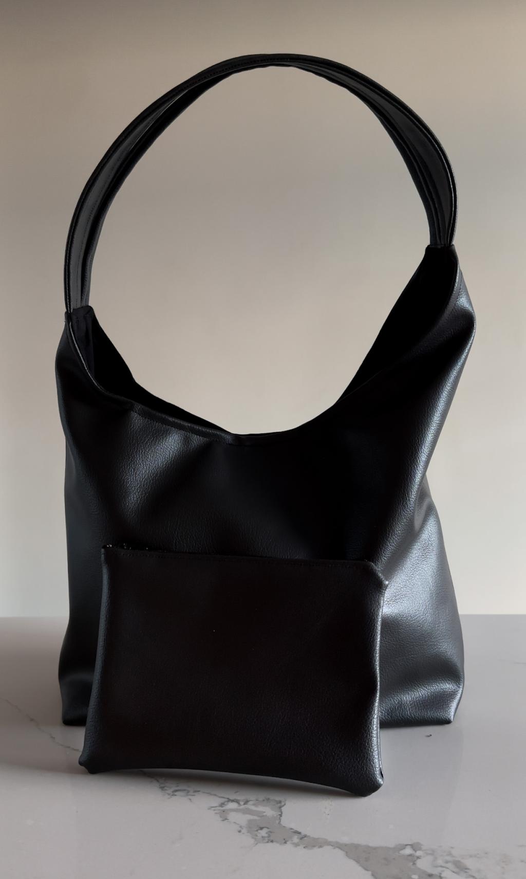 Noir with Pouch